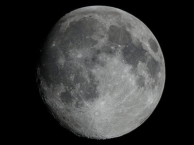 Luna (800x600).jpg (238.02 KiB) Visto 14081 veces Luna - ISO 200 - 1 toma (1/120 s)